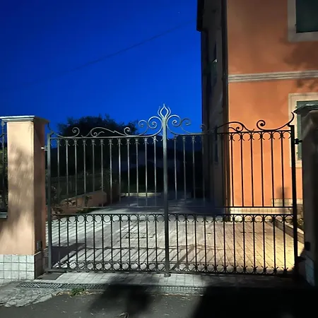 Feriehus Paola - Charme - Sarzana